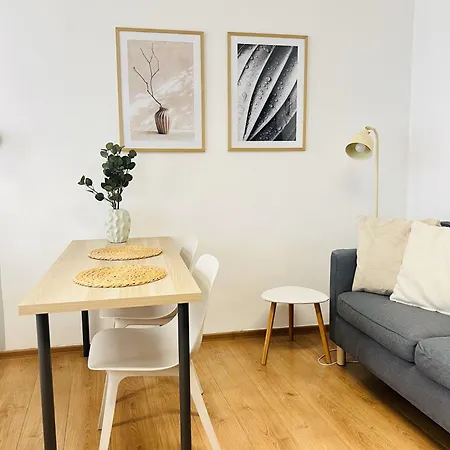 7nights Dominikanske Namesti Hostel